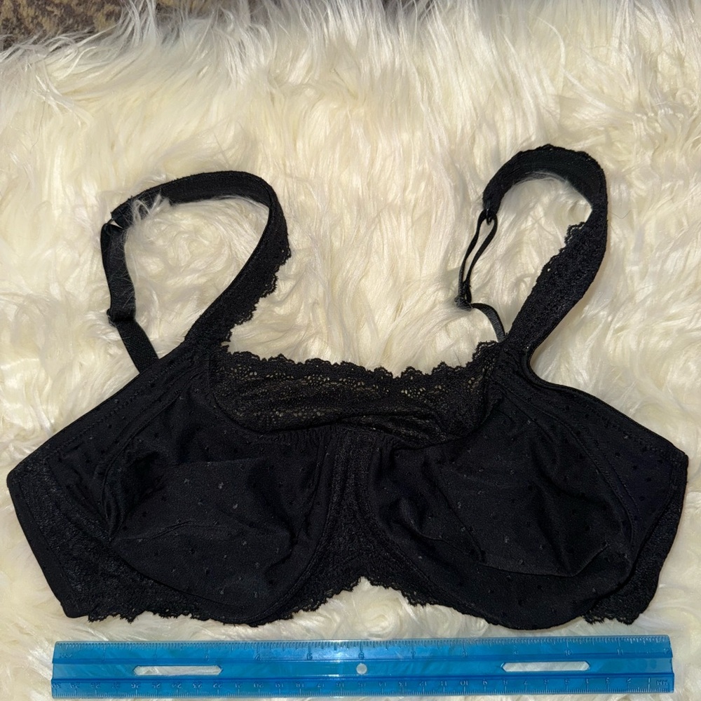 NWOT 34B Amoena Mastectomy Wireless Camisole Bra